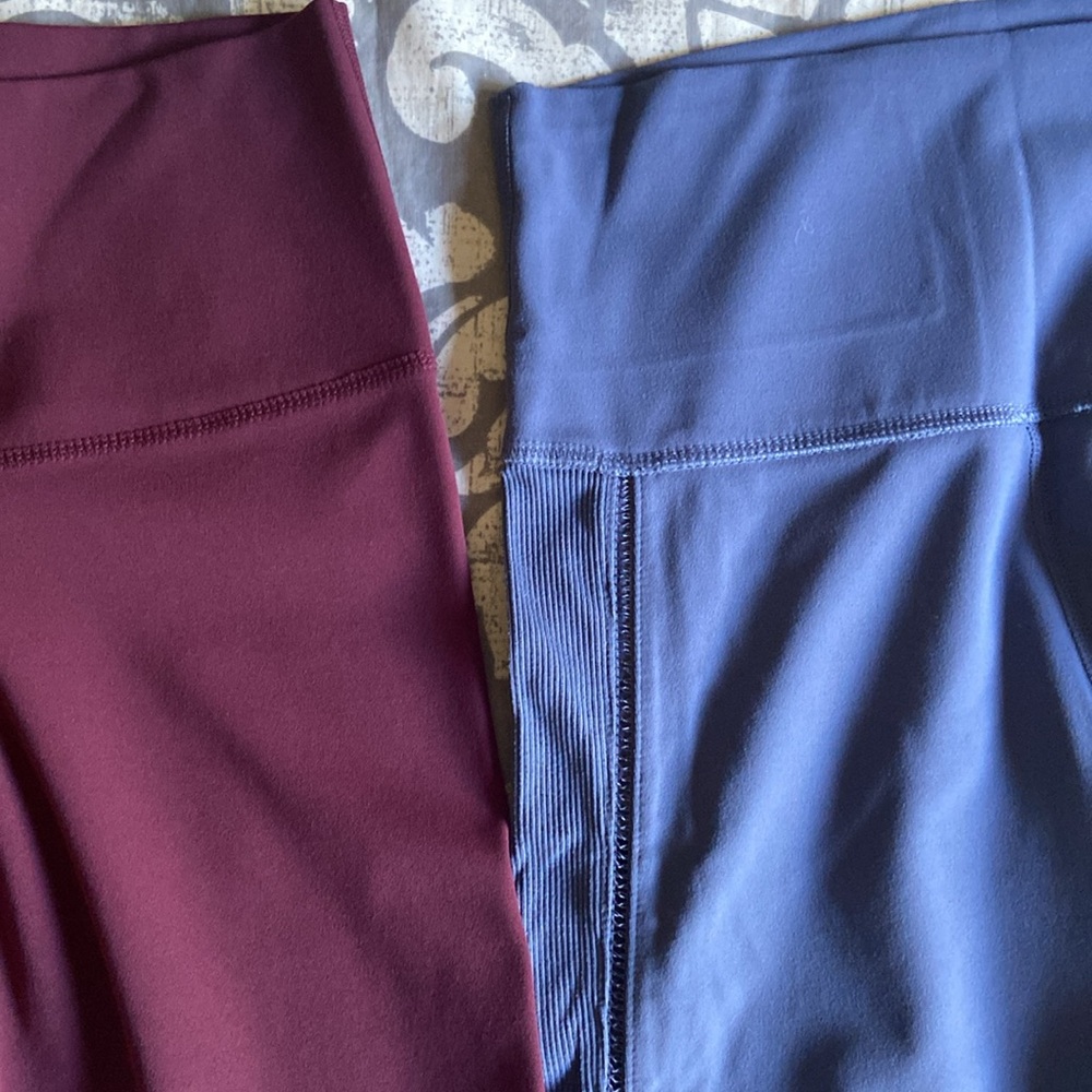 Women’s Nike leggings size medium - Picture 3 of 6
